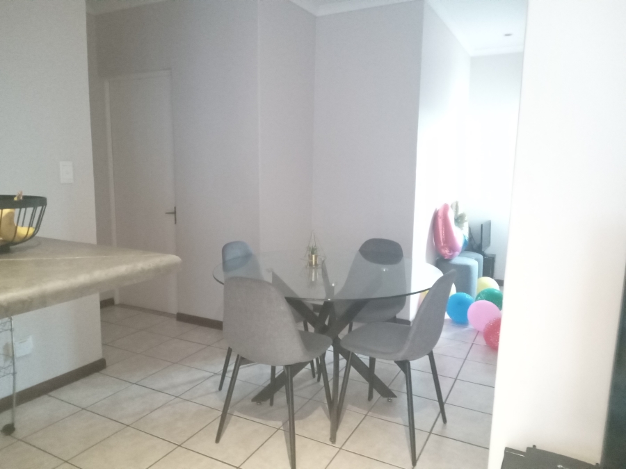 To Let 2 Bedroom Property for Rent in Dormehls Drift Western Cape